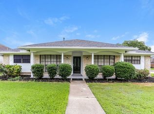4231 Nations Dr, Pasadena, TX 77505