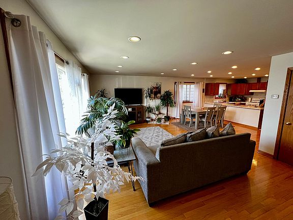 2nd image of 3431 N Kolmar Ave #1