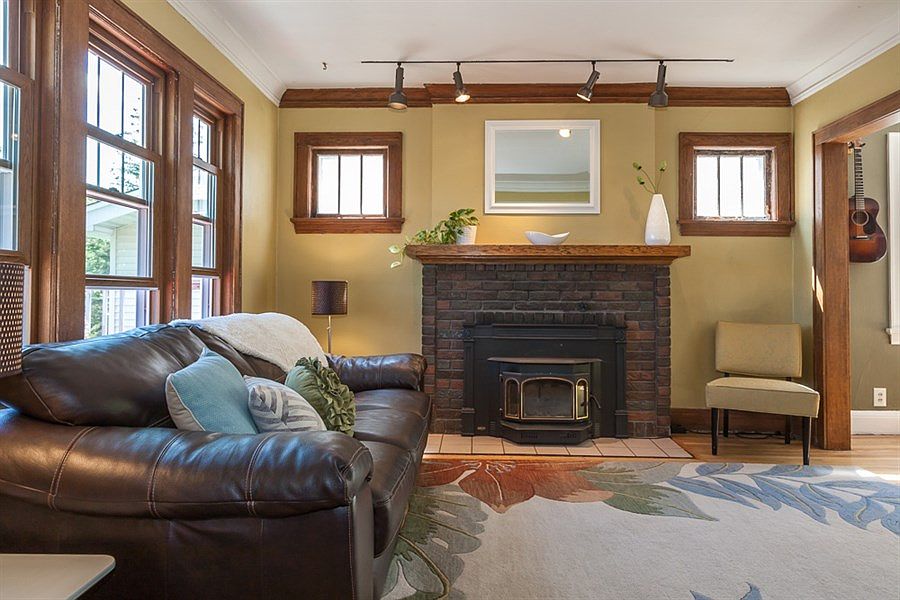 2nd image of 1509 Belmont Rd