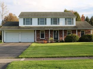 61 Northampton Cir, Rochester, NY 14612