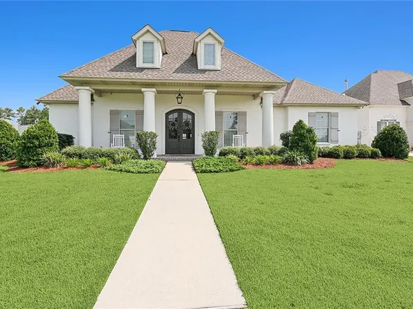 713 Night Heron Ln, Madisonville, LA 70447