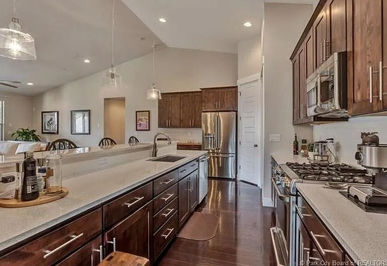 5359 N Oldgate Rd — Photo 8
