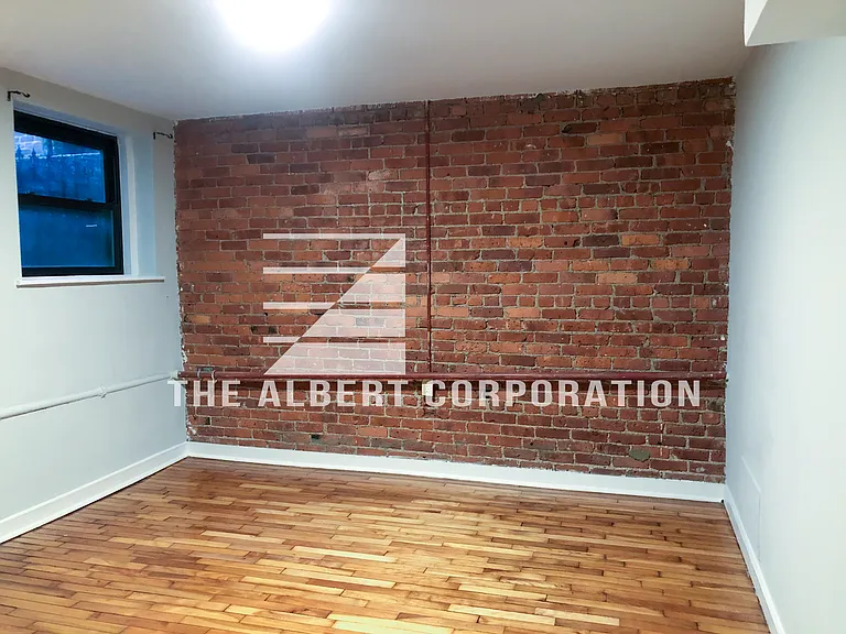 1400 Commonwealth Ave #1 — Photo 17