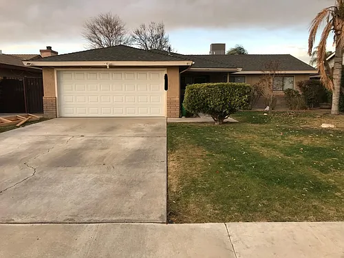 2400 Arlana St Photo 1
