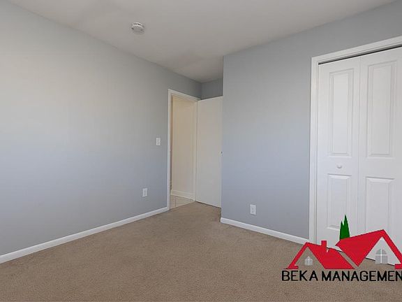 4th image of 3364 Kingsway Dr