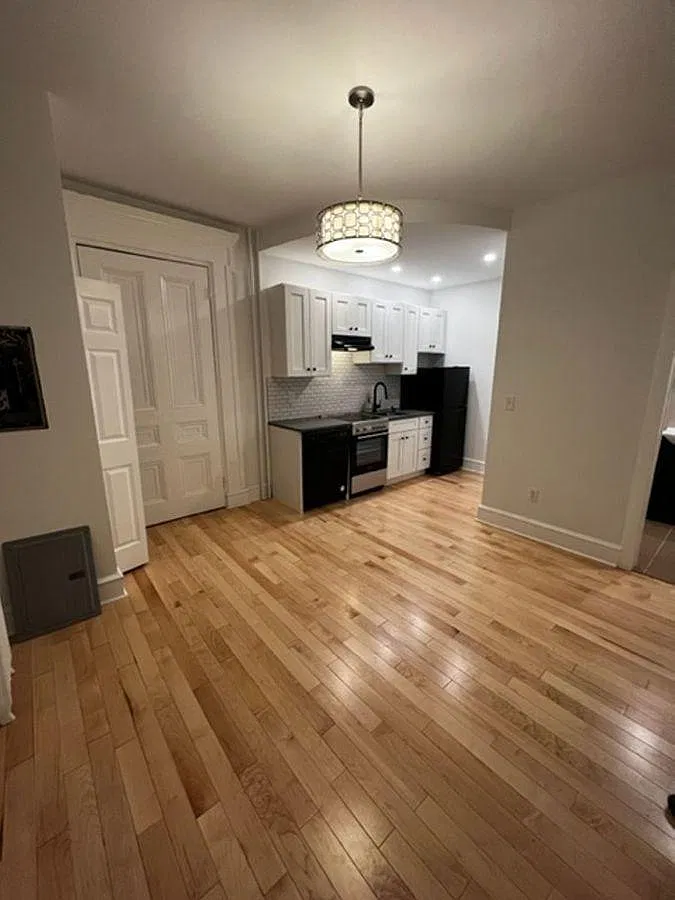 Studio, 450 sqft, $1,499 — Photo 2