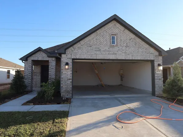 1054 Garnet Star Dr, La Marque, TX 77568
