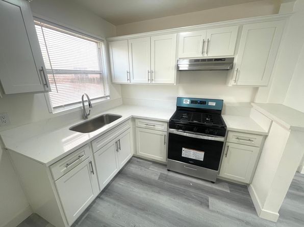 1970 Pine Ave APT 5