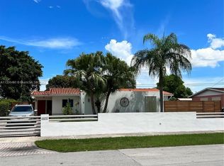 1821 SW 88th Ave, Miami, FL 33165