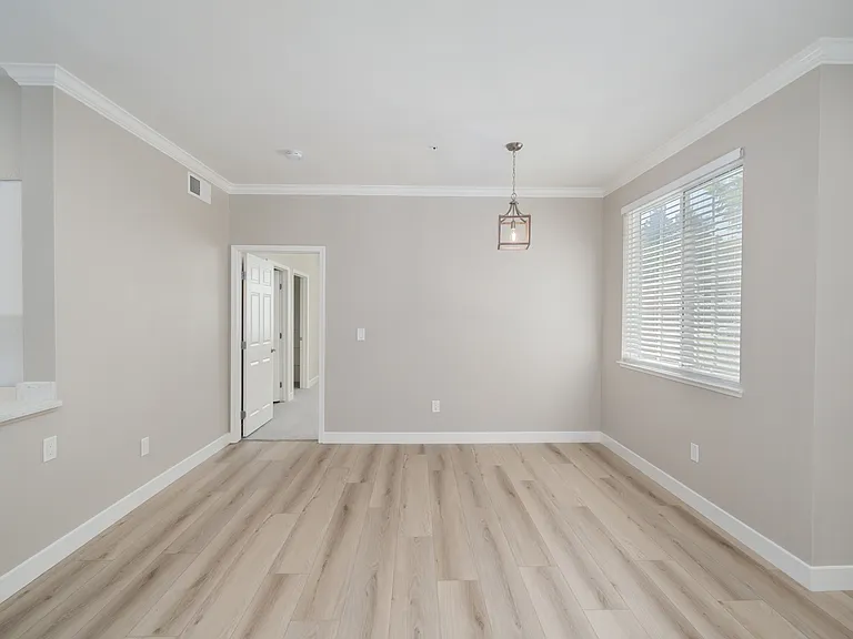 Almanor - 2BR, 2BA 1,146SF