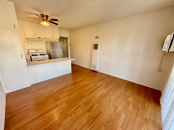11911 Hart St APT 6, North Hollywood, CA 91605