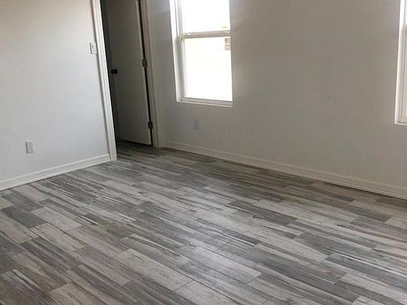 2nd image of 3429 Dunes Dr