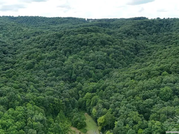 900 Hayes Valley Rd, Princeton, WV 24739