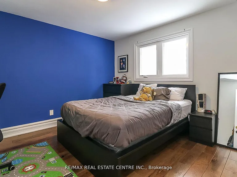 39 Cardinal St — Photo 13