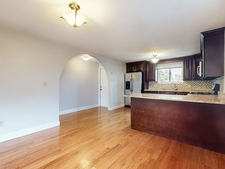 243 Lexington St #2 — Photo 6