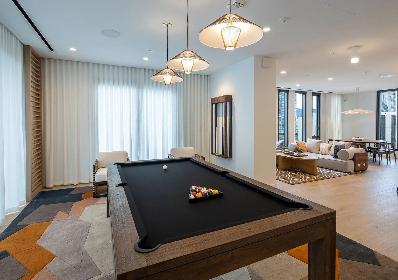 Aalii - High Floor 1 Bedroom 1 Bath 1 Parking with Ocean Views — Photo 4