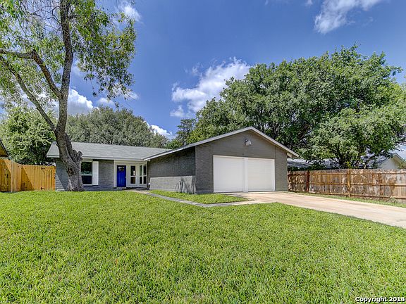 2nd image of 7422 Meadow Hl