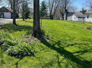 2220 S Fidler Dr, Bloomington, IN 47401