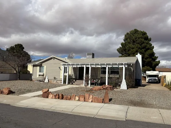 19 15th Ave, Page, AZ 86040