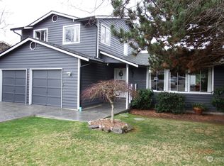 24311 11th Ave S, Des Moines, WA 98198