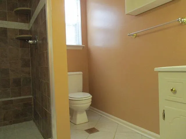 1015 Salford Pl — Photo 21