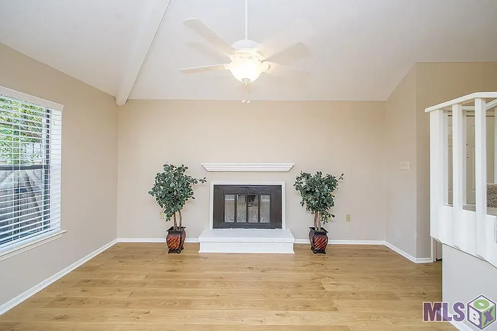 2 bed, 1379 sqft, $1,500 — Photo 1