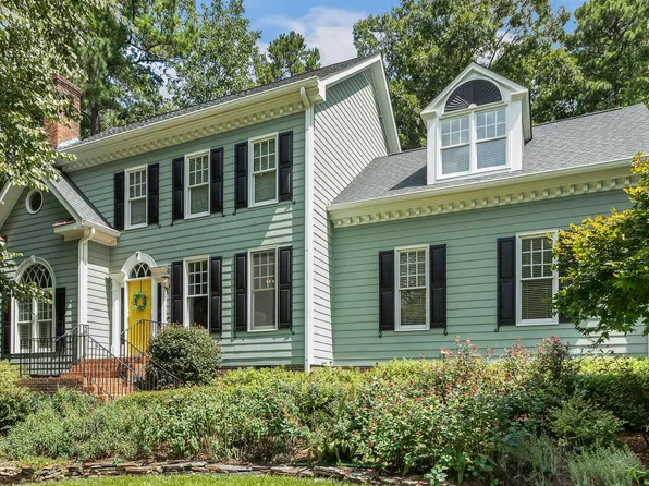 308 Kettlebridge Dr, Cary, NC 27511