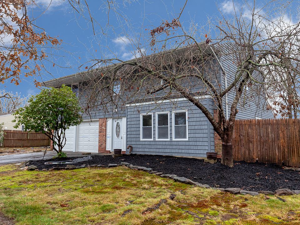 2nd image of 36 Northridge Dr