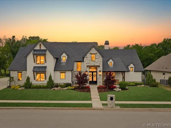100 S 72nd Ct, Broken Arrow, OK 74014