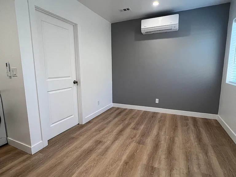545 W Shenandoah St #B — Photo 11
