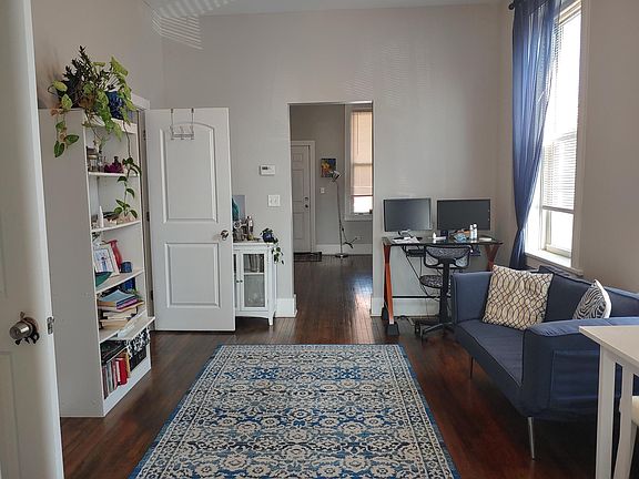 2nd image of 2416 W Augusta Blvd #1