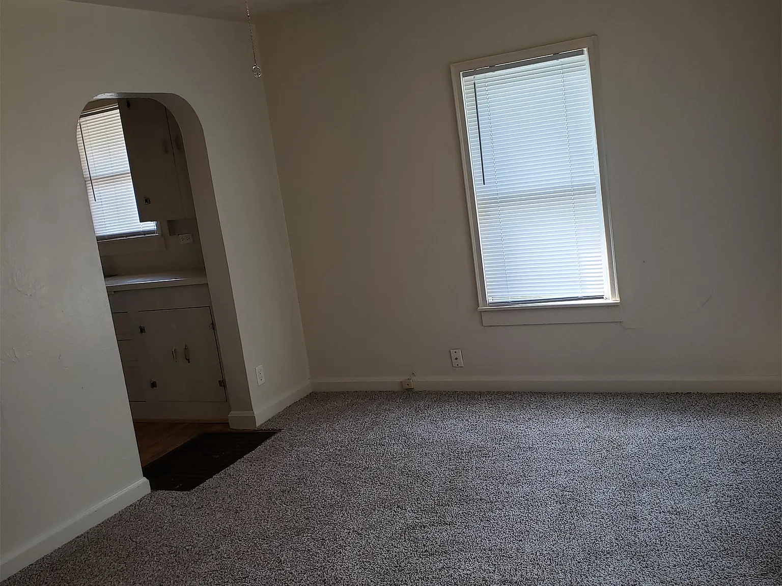 806 N 2nd St - 1 — Photo 4