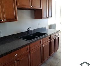 263 Central St, Springfield, MA 01105