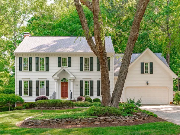 102 Clubstone Ln, Cary, NC 27518