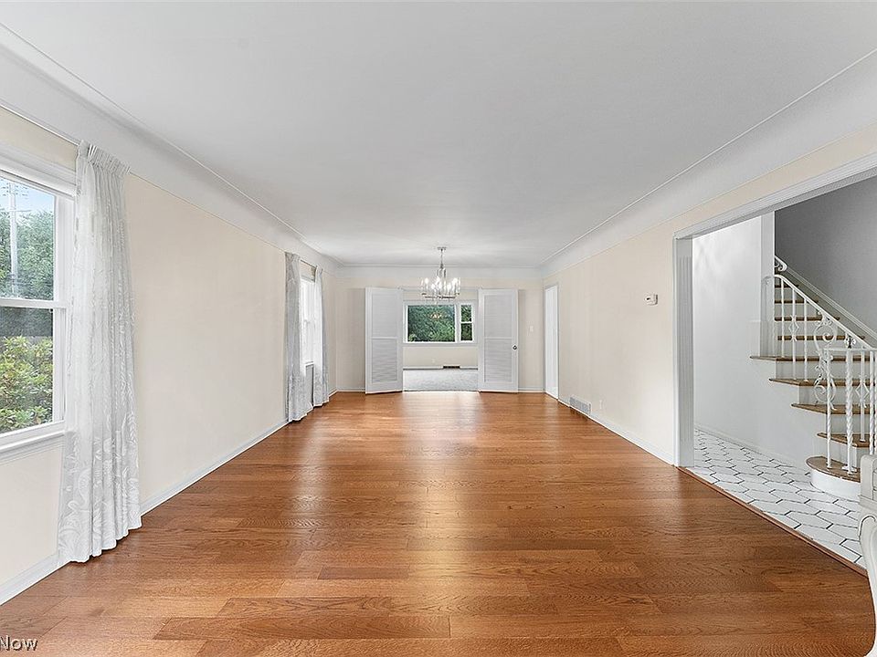 23212 Greenlawn Ave, Beachwood, OH 44122 Zillow
