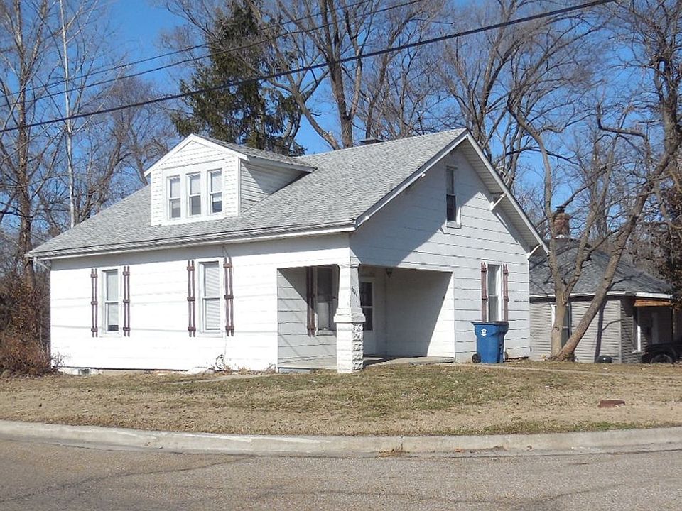 1st image of 501 N Hesperia St