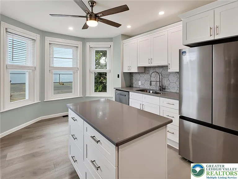411 Main St #2 — Photo 7