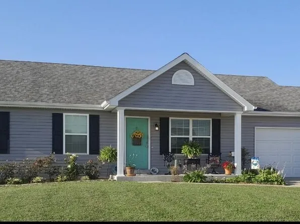 91 Swaying Pine Ln, Winfield, MO 63389