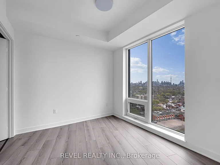 1185 Dupont St #1410 — Photo 9