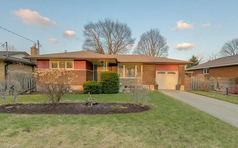 1st image of 104 Burbank Rd