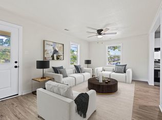 900 W Coffin St, Denison, TX 75020