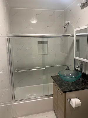 Rented by 18 REALTY | media 4
