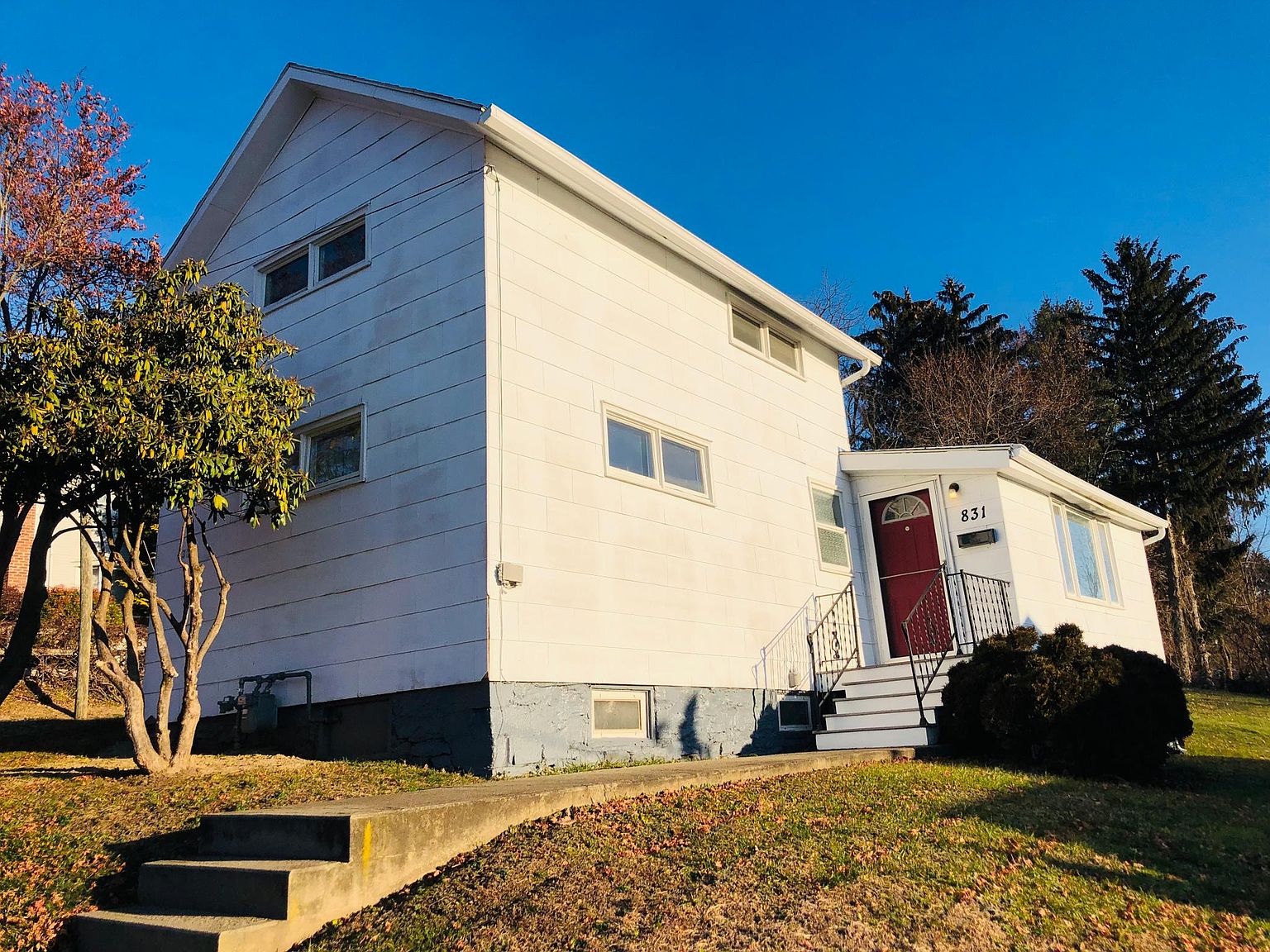 831 Charles St, Luzerne, PA 18709 Zillow