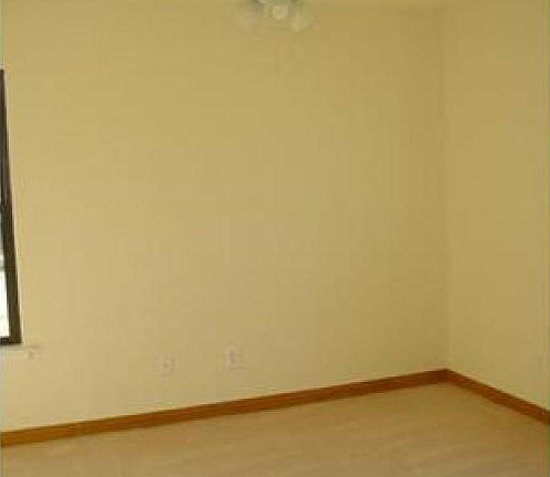4th image of 601 Brookwood Dr