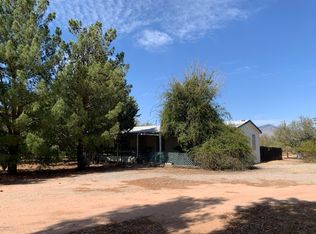 251 S Cochise Ln, Benson, AZ 85602