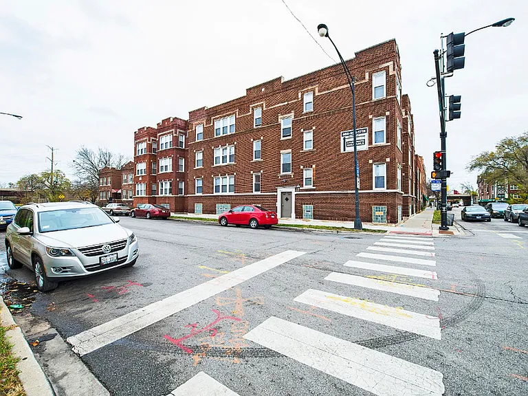 7053 S St Lawrence — Photo 9
