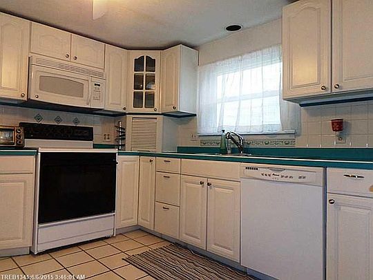 2nd image of 4 Shirley St