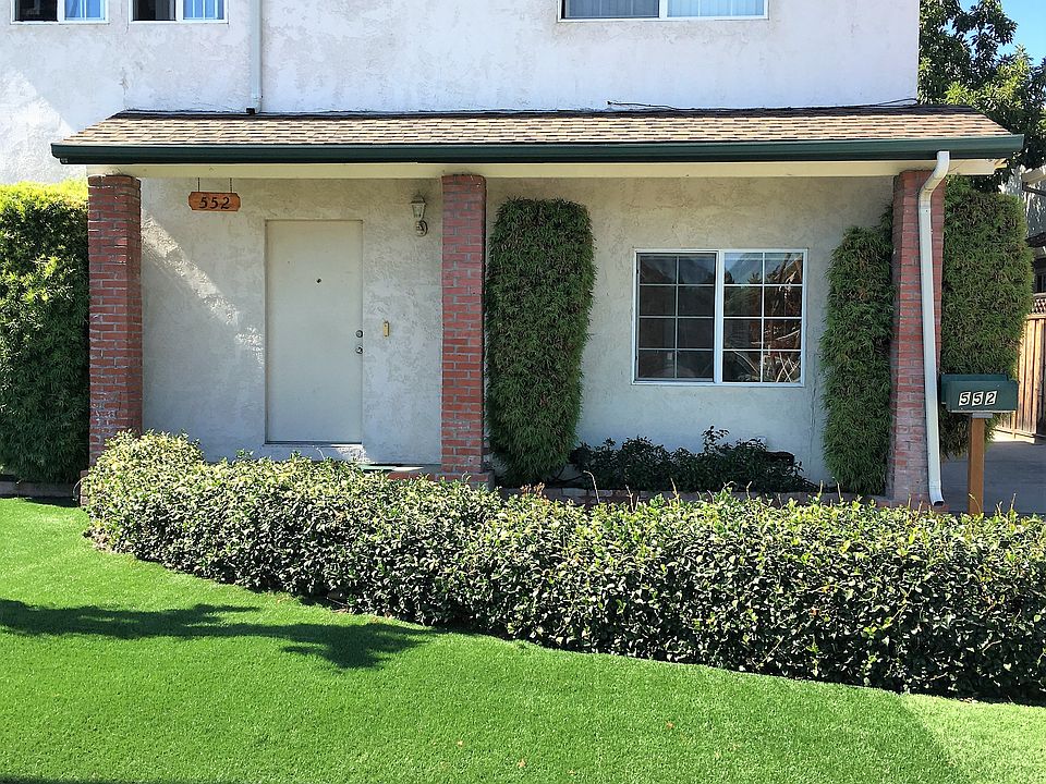 1st image of 552-554 Roosevelt Ave