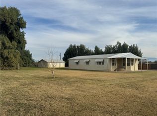 10044 S Kent Rd, Mohave Valley, AZ 86440