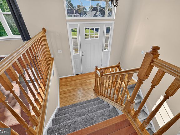 3rd image of 151 Tradewinds Dr